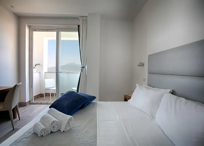 Relais Manfredi מלון 3*