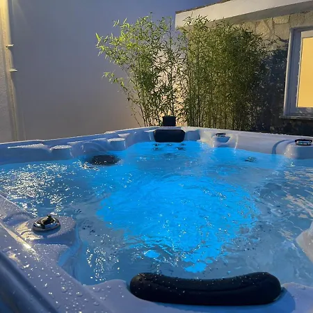 Relais Manfredi كاستيلاّماري دي ستا