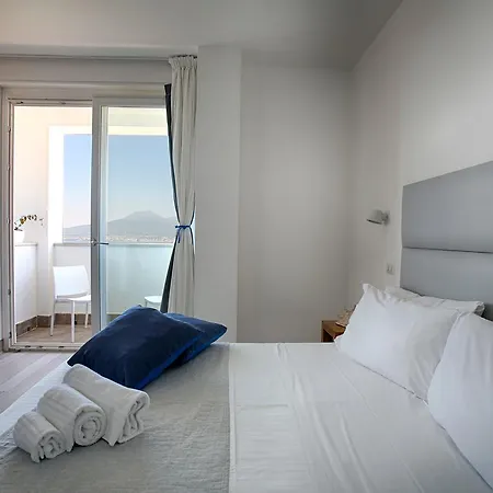 Relais Manfredi فندق 3*