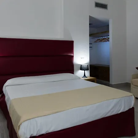 Relais Manfredi فندق 3*