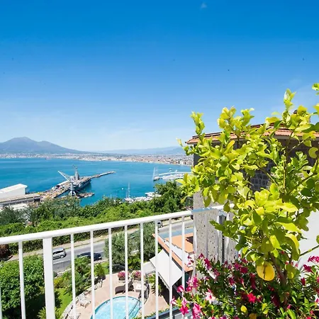 فندق Relais Manfredi 3*